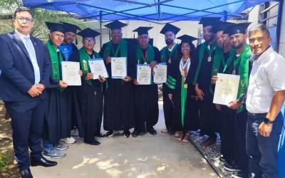 Lara gradúa a una nueva generación de Entrenadores Profesionales