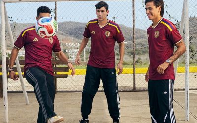 «Nacida de nuestra tierra»: La nueva camiseta Vinotinto